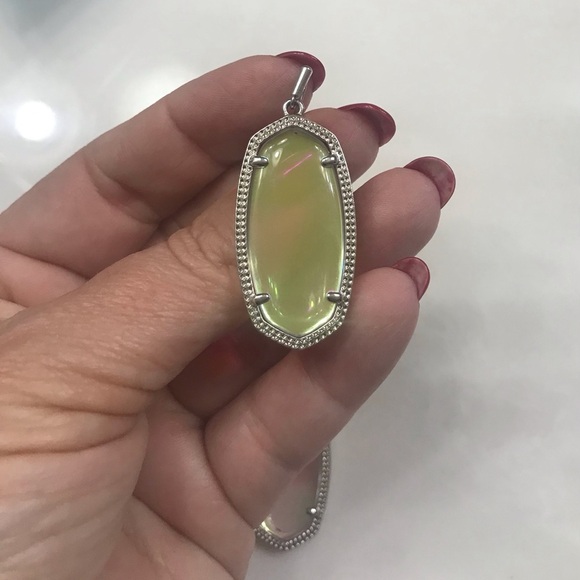 Kendra Scott Elle Iridescent Earrings in Silver - Picture 1 of 5